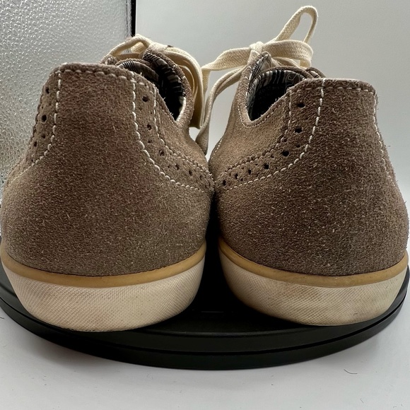 Men's Size 10.5 Oxford  Tan - Picture 3 of 4